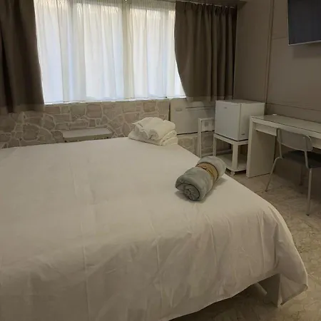 Pensionat Stone House Taranto