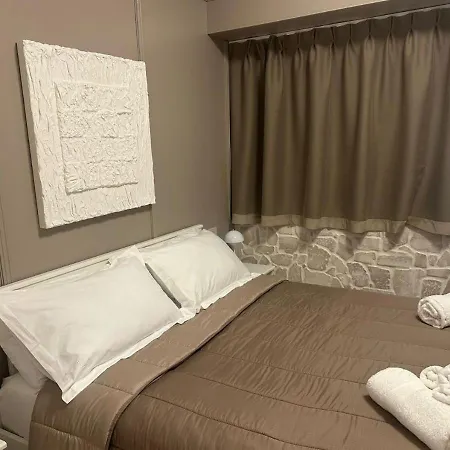 בית הארחה Stone House 3*