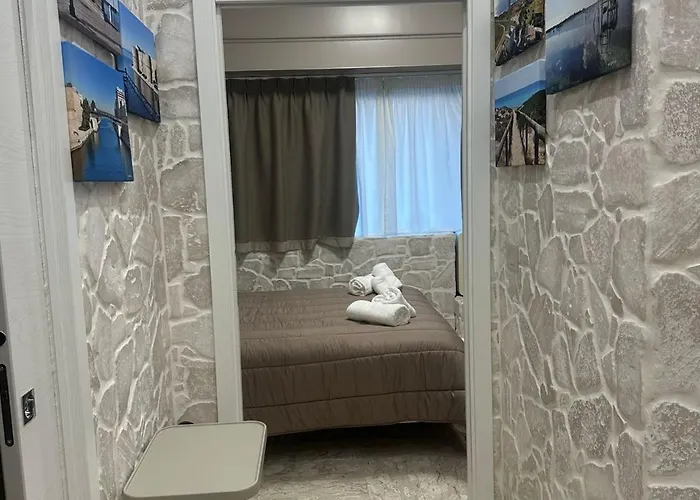 בית הארחה Stone House טאראנטו